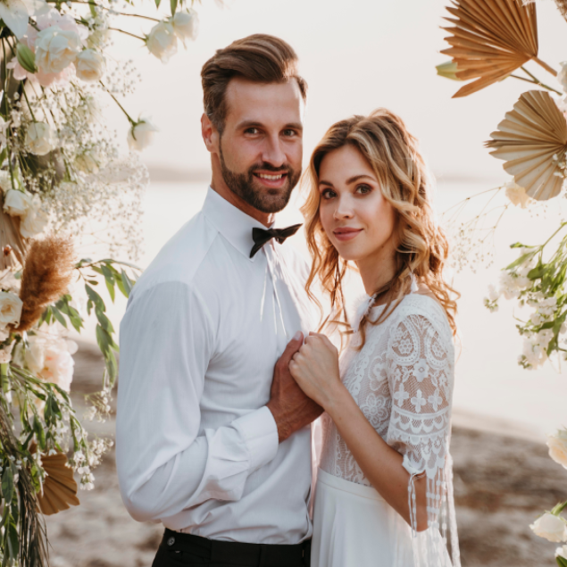 আমাদের সম্পর্কে